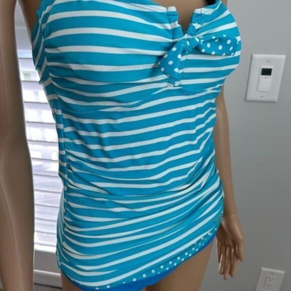 U.S. Polo Assn. Tankini Set, size medium - Picture 3 of 8